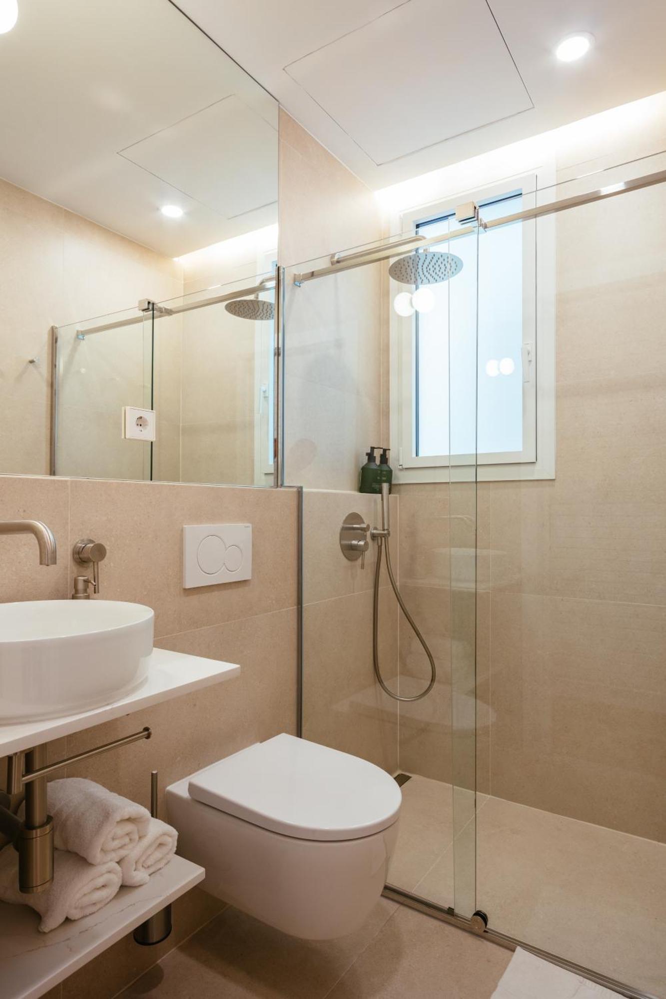 Appartamento Newly Renovated Stylish Eixample - Great Location *