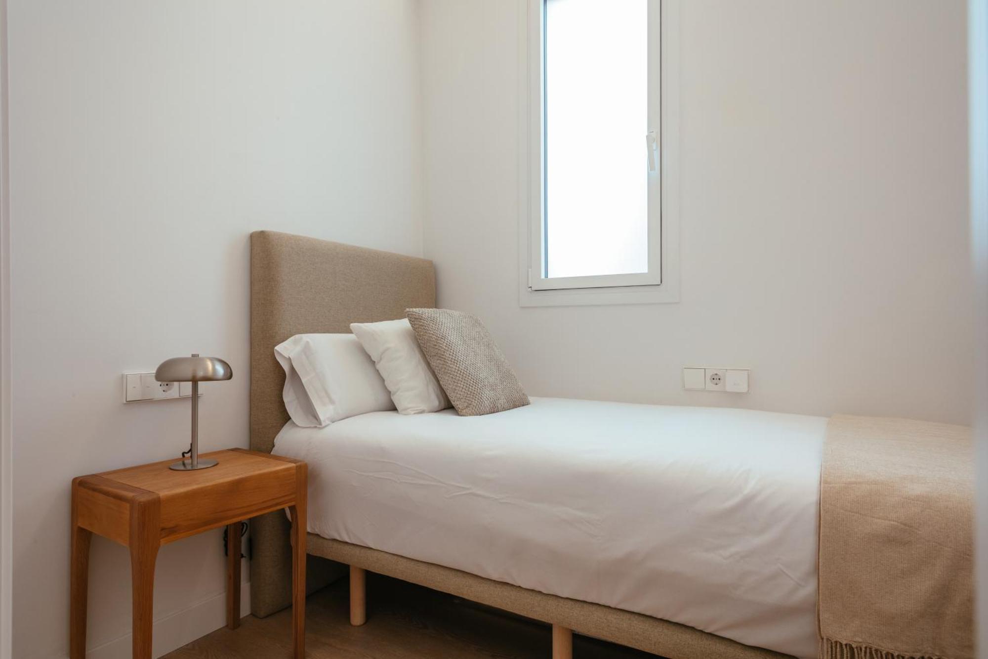Newly Renovated Stylish Eixample - Great Location * Barcellona